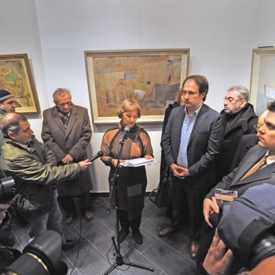 Prof. emeritus Irina Subotić speaking during the opening of the exhibition of pastels by Ljubica Cuca Sokić, 25 January 2010